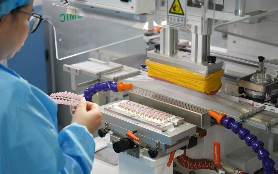 UV Printing vs Hand-Painted: Nail Art OEM Technology Comparison